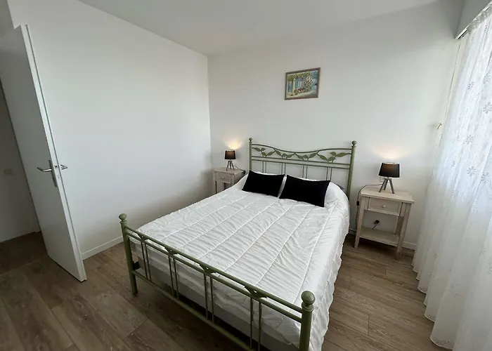 2 Pièces Avec Balcon, 4 Couchages à - Fr-1-224c-319 Saint-Jean-de-Monts